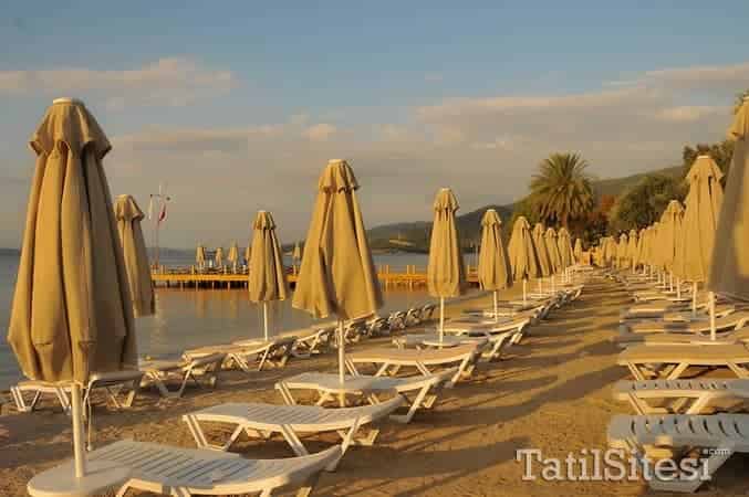 İzer Hotel Beach Club